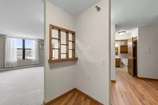 7600 Golden Valley Rd, Golden Valley, MN 55427 - Photo 20