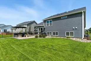 1647 Raymond Dr, Waconia, MN 55387 - Photo 54