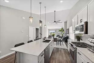 1647 Raymond Dr, Waconia, MN 55387 - Photo 12