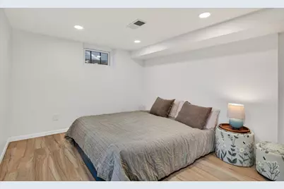 2561 Harvester Avenue E, Maplewood, MN 55119 - Photo 20