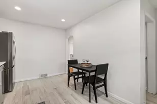 2561 Harvester Ave E, Maplewood, MN 55119 - Photo 10
