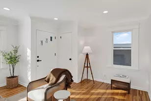 2561 Harvester Ave E, Maplewood, MN 55119 - Photo 6