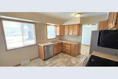 5949 6th Street NE, Fridley, MN 55432 - Photo 10