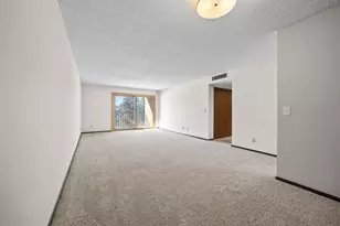 5120 W 102nd St, Bloomington, MN 55437 - Photo 6