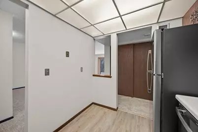 5120 W 102nd Street #204, Bloomington, MN 55437 - Photo 8