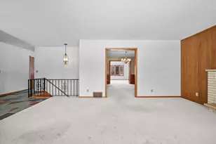 10000 Maple Cir, Bloomington, MN 55431 - Photo 16