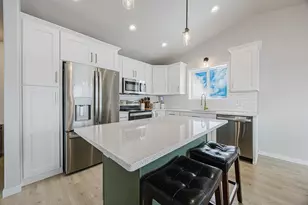 7316 30th St S, Fargo, ND 58104 - Photo 8