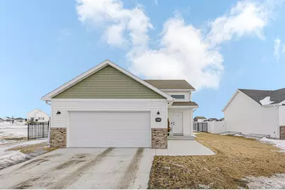 7316 30th Street S, Fargo, ND 58104 - Photo 2