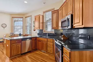 4535 Kimberly Ct N, Plymouth, MN 55446 - Photo 10