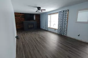 1813 Robin Hood Dr, Thief River Falls, MN 56701 - Photo 2