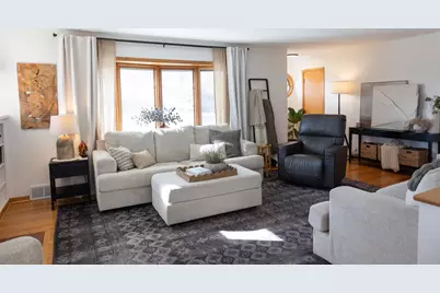 204 Clary Street W, Worthington, MN 56187 - Photo 12