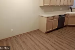 5050 Holly Ln N, Plymouth, MN 55446 - Photo 8