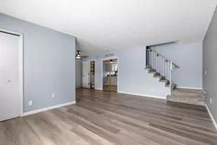 7633 Wedgewood Ct N, Maple Grove, MN 55311 - Photo 8