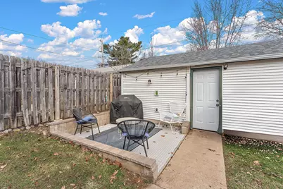 1439 Juliet Avenue, Saint Paul, MN 55105 - Photo 6