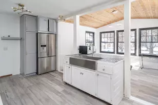 2463 Silver Lake Rd NW, New Brighton, MN 55112 - Photo 4