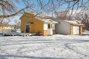 11641 55th St NE, Albertville, MN 55301 - Photo 2