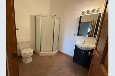 542 Benson Avenue SW #ensuite 220, Willmar, MN 56201 - Photo 10