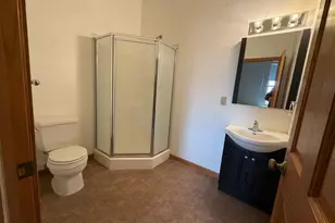 542 Benson Ave SW, Willmar, MN 56201 - Photo 10