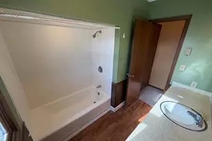 706 1st St S, Willmar, MN 56201 - Photo 8