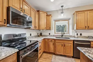 4329 Jessica Ct, Eagan, MN 55123 - Photo 16