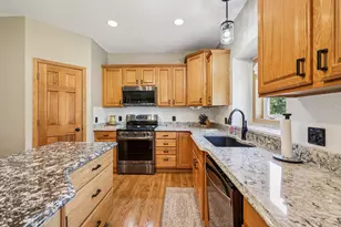 4329 Jessica Ct, Eagan, MN 55123 - Photo 18