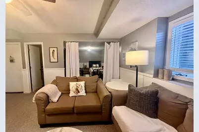 15700 Maple Island Court, Burnsville, MN 55306 - Photo 10