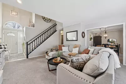 15700 Maple Island Court, Burnsville, MN 55306 - Photo 6