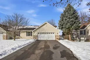 575 Bonita Cir, Delano, MN 55328 - Photo 4