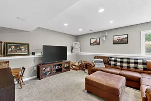 190 Red School Ln, Kellogg, MN 55945 - Photo 8