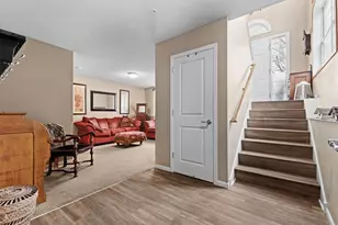 921 Ledgestone Dr, Mahtomedi, MN 55115 - Photo 2