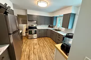 213 E Hollett St, Tracy, MN 56175 - Photo 8