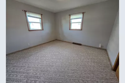 106 8th Avenue NW, Pipestone, MN 56164 - Photo 24