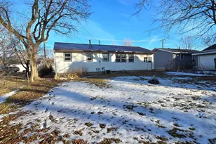 106 8th Ave NW, Pipestone, MN 56164 - Photo 38