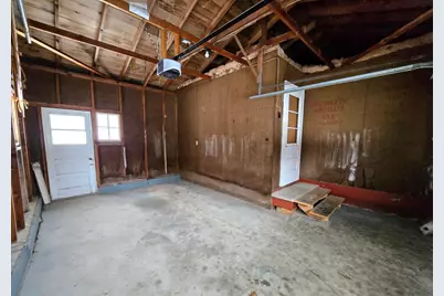 106 8th Avenue NW, Pipestone, MN 56164 - Photo 4