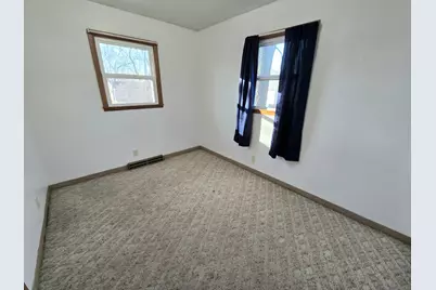 106 8th Avenue NW, Pipestone, MN 56164 - Photo 22