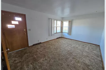 106 8th Avenue NW, Pipestone, MN 56164 - Photo 14