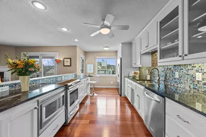 6967 Langford Court, Edina, MN 55436 - Photo 12