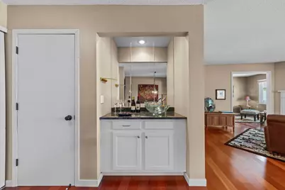 6967 Langford Court, Edina, MN 55436 - Photo 4