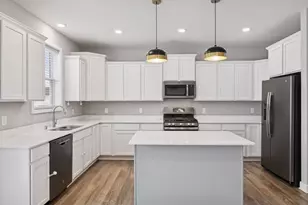 19351 Meadow View Ln, Maple Grove, MN 55311 - Photo 12