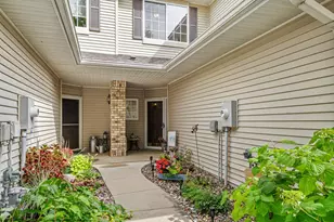 1817 Sunset Dr, Northfield, MN 55057 - Photo 4