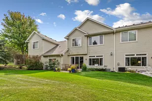 1817 Sunset Dr, Northfield, MN 55057 - Photo 10