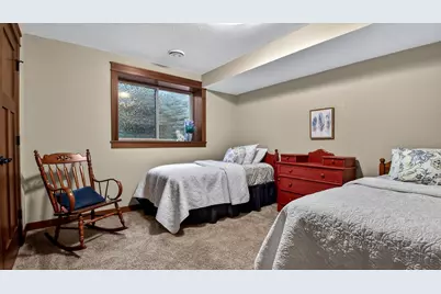 5643 Green Park Drive, Eau Claire, WI 54703 - Photo 16