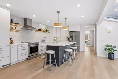 4633 Bayswater Road, Shorewood, MN 55331 - Photo 10