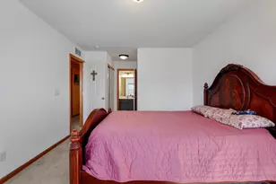 1790 Colonial St, Shakopee, MN 55379 - Photo 14