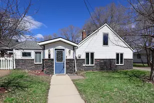 511 3rd St NE, Saint Cloud, MN 56304 - Photo 2