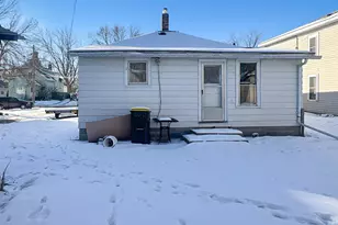 405 Victoria St, Fairmont, MN 56031 - Photo 2