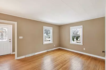 1884 Flandrau Street, Maplewood, MN 55109 - Photo 4