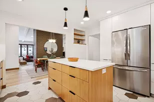 10001 Windsor Lake Ln, Minnetonka, MN 55305 - Photo 6