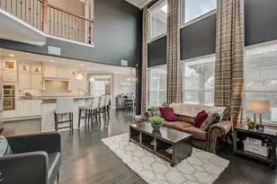 11181 Walnut Ln, Woodbury, MN 55129 - Photo 10