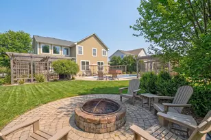 11181 Walnut Ln, Woodbury, MN 55129 - Photo 2